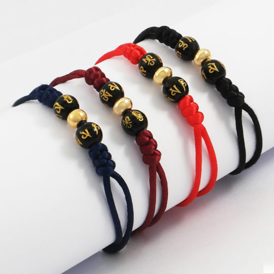 Gelang Emas Tali Giok Hitam